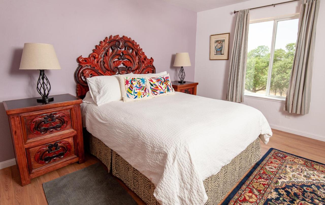 Posada Mariana Bed And Breakfast Catheys Valley Luaran gambar