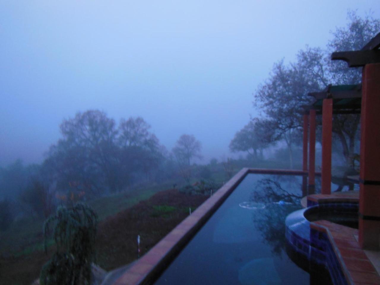 Posada Mariana Bed And Breakfast Catheys Valley Luaran gambar
